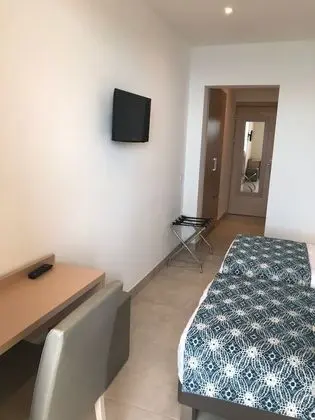Superior Üç Kişilik Oda, 1 Büyük (Queen) Boy Yatak ve Çekyat, Balkon, Deniz Manzaralı