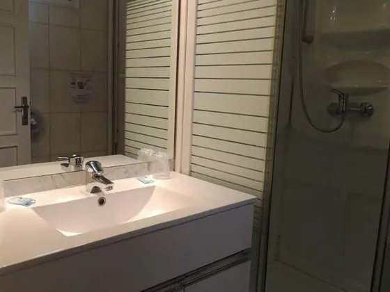 Standard Üç Kişilik Oda, Özel Banyo