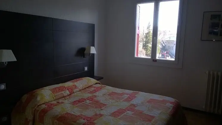 Tek Büyük Yataklı Oda, Sigara İçilmez