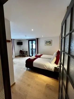 Classic Üç Kişilik Oda