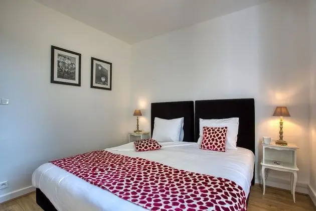 Standard Tek Büyük veya İki Ayrı Yataklı Oda