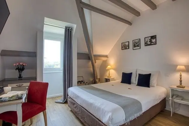 Standard Tek Büyük veya İki Ayrı Yataklı Oda