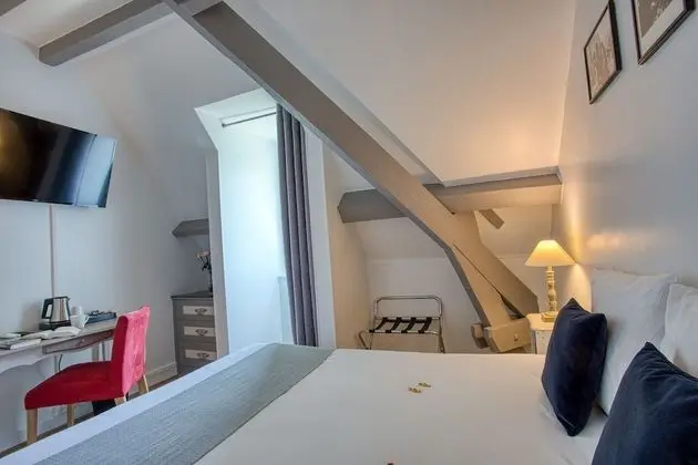 Standard Tek Büyük veya İki Ayrı Yataklı Oda