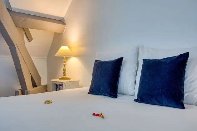 Standard Tek Büyük veya İki Ayrı Yataklı Oda