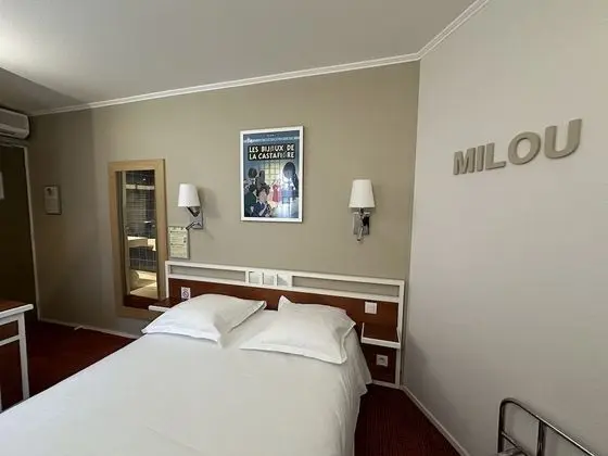 Tek Büyük Yataklı Oda