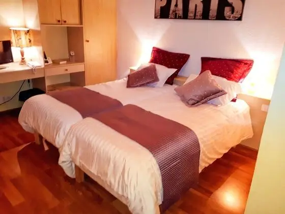 Comfort İki Ayrı Yataklı Oda, Küvet, Bahçe Manzaralı