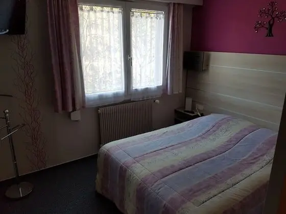 Comfort Tek Büyük Yataklı Oda