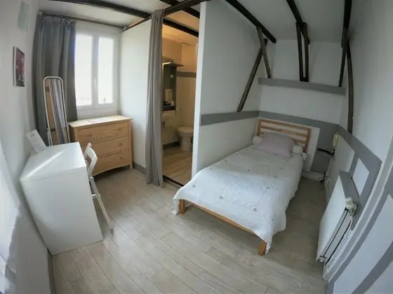 Tek Kişilik Oda, 1 Tek Kişilik Yatak, Sigara İçilmez