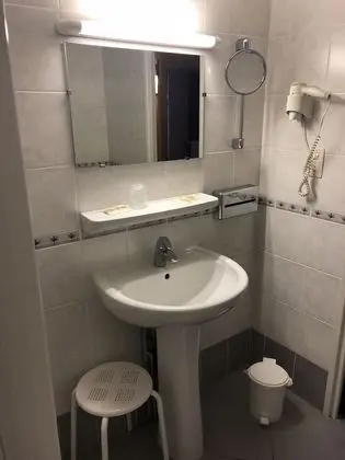 Tek Büyük Yataklı Oda, 1 Çift Kişilik Yatak, Sigara İçilmez