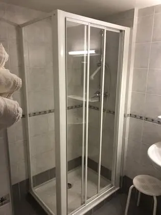 Tek Büyük Yataklı Oda, 1 Çift Kişilik Yatak, Sigara İçilmez