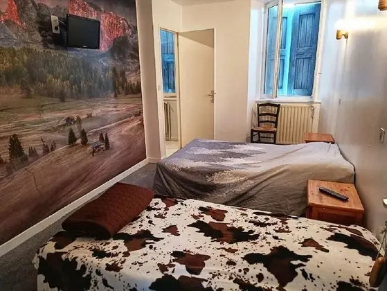 Superior Süit, Banyolu/Duşlu, Dağ Manzaralı (Légende d'automne)