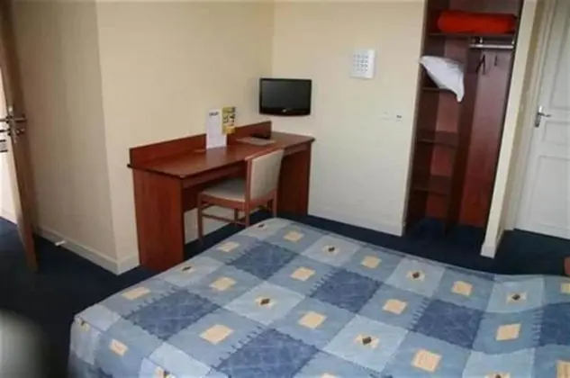 Comfort Tek Büyük Yataklı Oda
