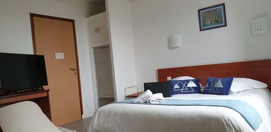Comfort Tek Büyük Yataklı Oda