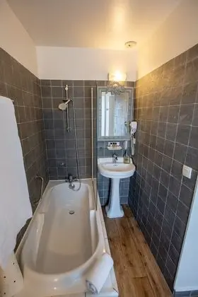 Tek Büyük Yataklı Oda, Bahçe Manzaralı