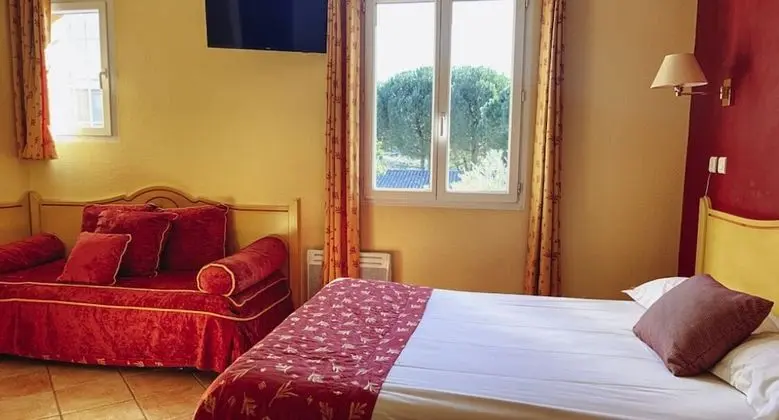 Family Oda (Quaduple Bastide)