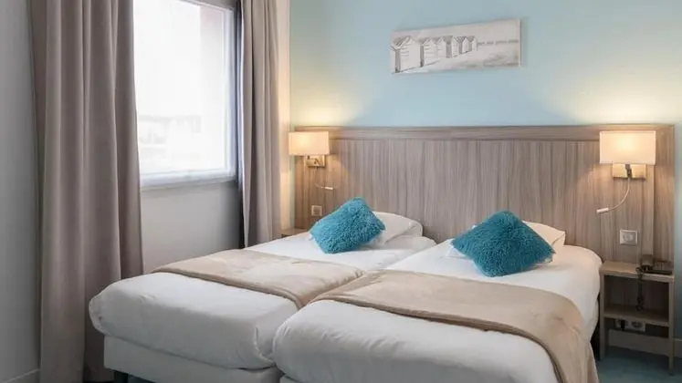 Standard Üç Kişilik Oda