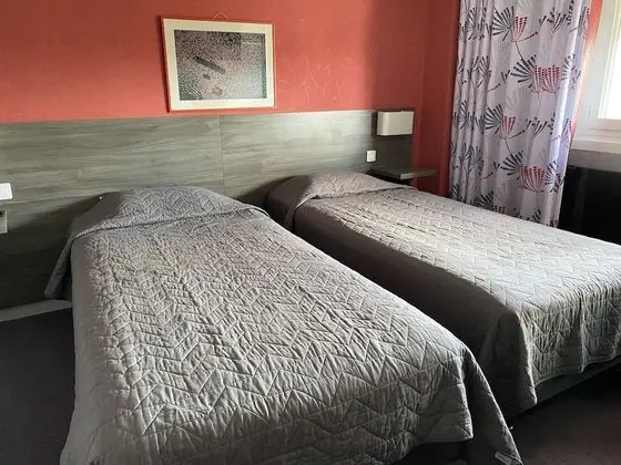 Superior Tek Büyük veya İki Ayrı Yataklı Oda