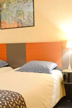 Comfort Tek Büyük Yataklı Oda