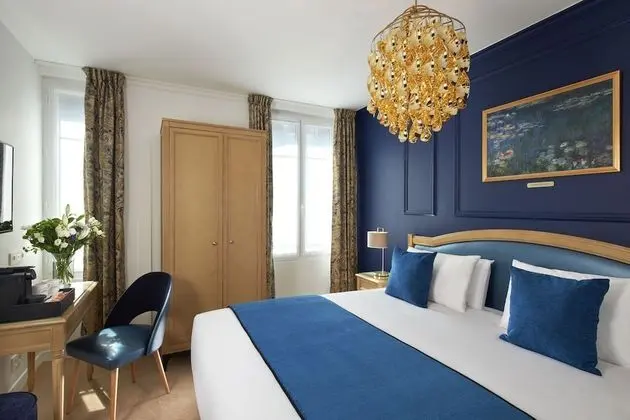 Classic Tek Büyük veya İki Ayrı Yataklı Oda