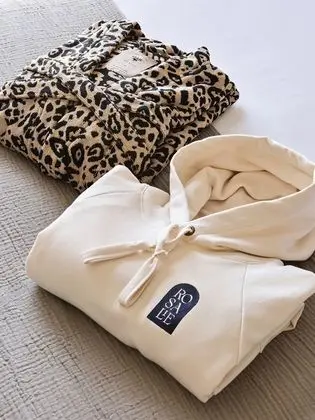 Junior Süit (La Rosalie)