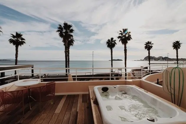 Chambre Front De Mer Terrasse SPA