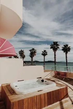 Chambre Front De Mer Terrasse SPA