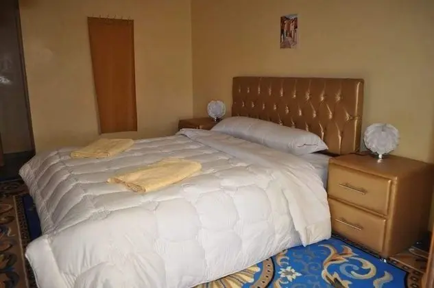 Tek Büyük Yataklı Oda
