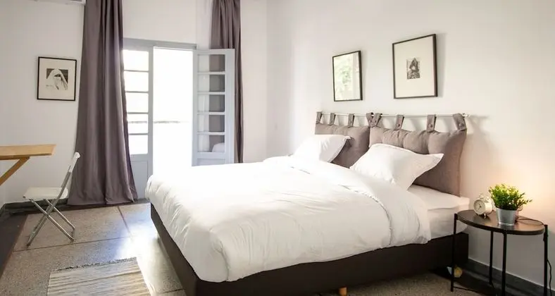 Tek Büyük Yataklı Oda