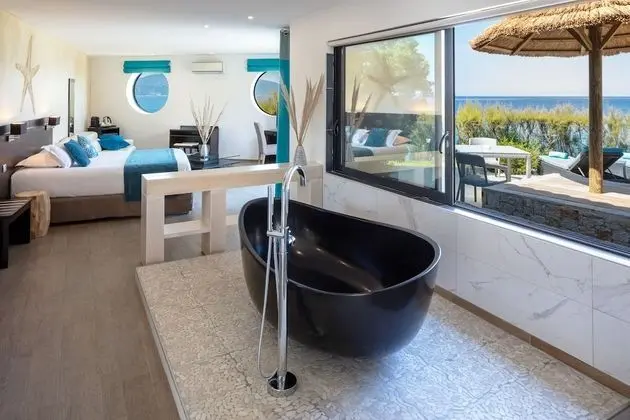 Luxury Süit, Küvet, Plaj Kenarı