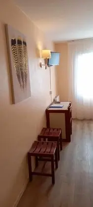 Üç Kişilik Oda