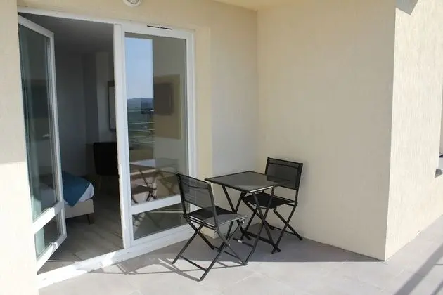 Family Oda, Balkon