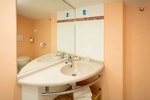 Comfort İki Ayrı Yataklı Oda