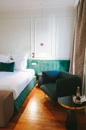 Deluxe Tek Büyük Yataklı Oda, Küvet