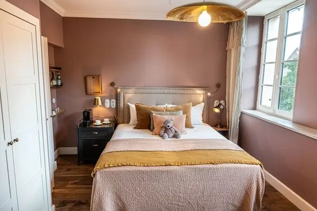 Classic Tek Büyük Yataklı Oda