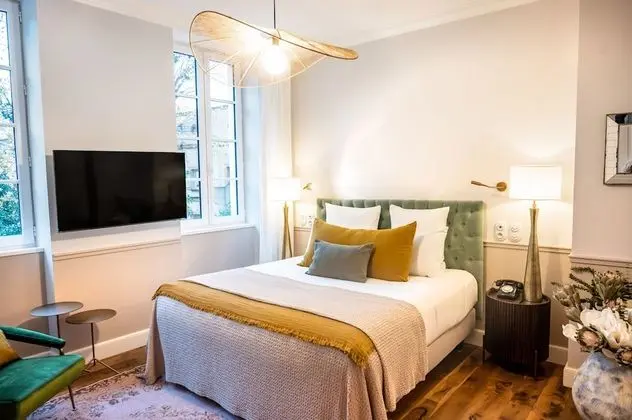 Deluxe Tek Büyük Yataklı Oda