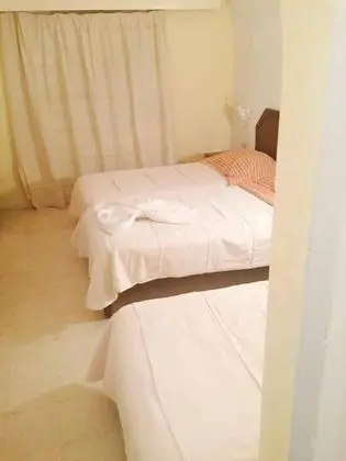 Üç Kişilik Oda