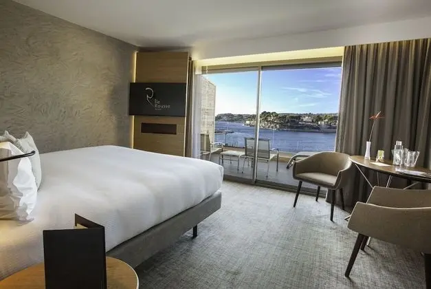 Tek Büyük Yataklı Oda, Deniz Manzaralı