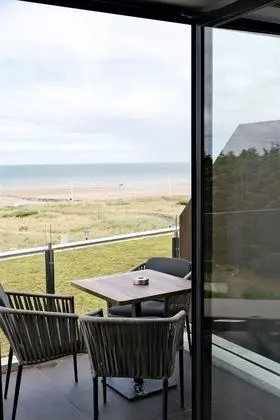 Superior Oda, Balkon, Kısmi Deniz Manzaralı