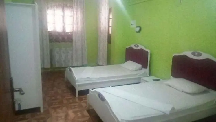 Tek Büyük veya İki Ayrı Yataklı Oda