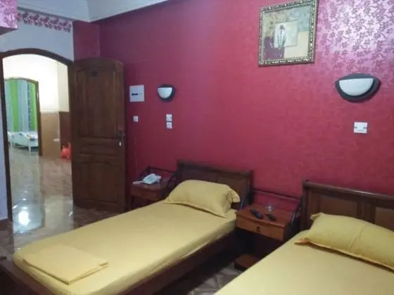 Tek Büyük veya İki Ayrı Yataklı Oda