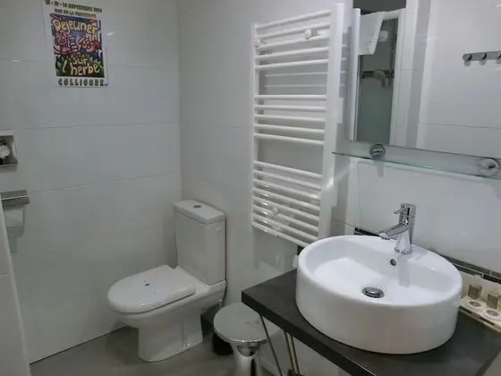 Tek Büyük Yataklı Oda, Balkon, Deniz Manzaralı