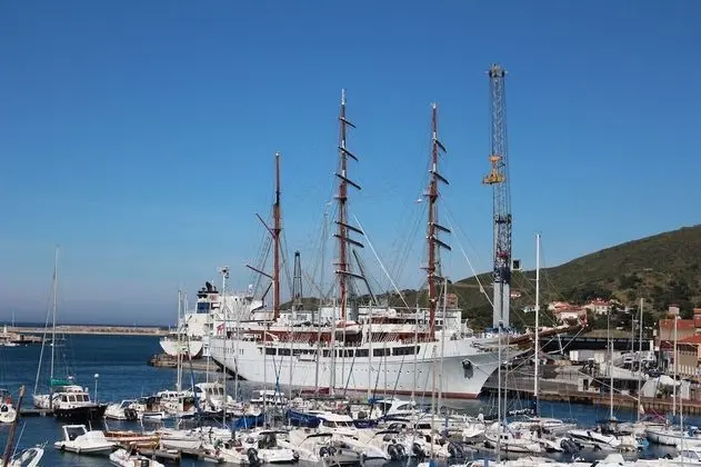 Tek Büyük Yataklı Oda, Balkon, Deniz Manzaralı