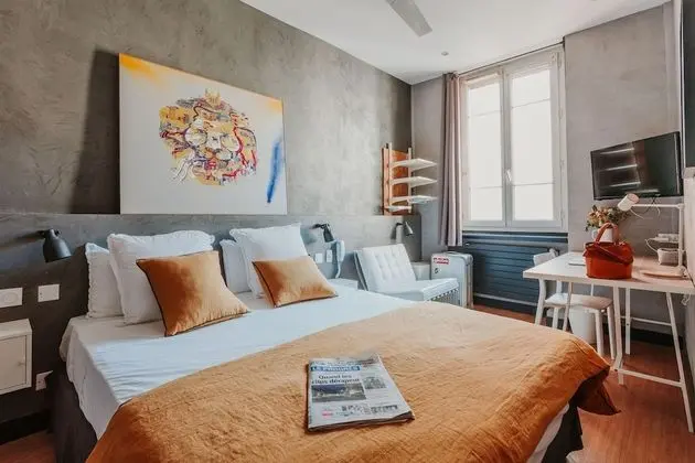 Comfort Tek Büyük Yataklı Oda