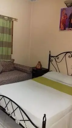 Tek Büyük Yataklı Oda, Sigara İçilmez