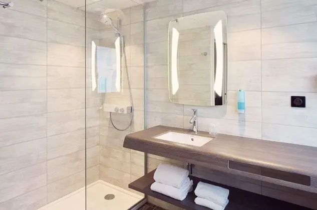 Premium Tek Büyük Yataklı Oda