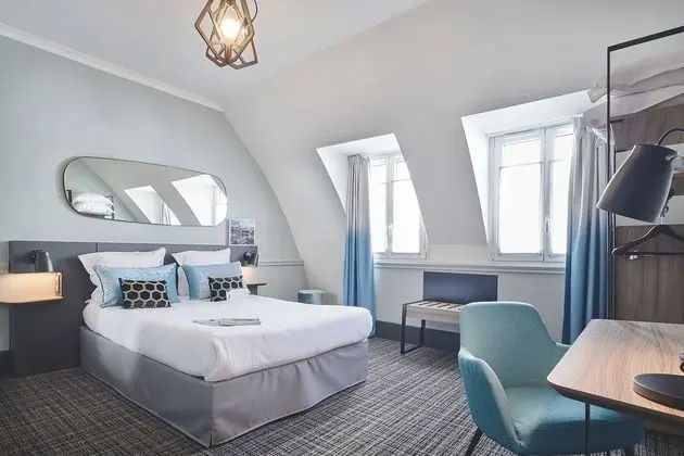 Comfort Tek Büyük Yataklı Oda