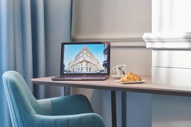Üç Kişilik Oda (Privilege)
