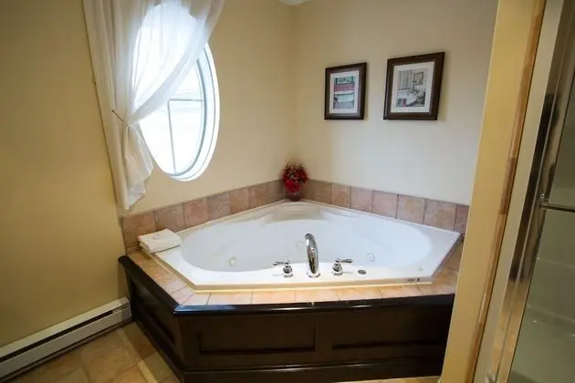 Luxury Oda, 1 En Büyük (King) Boy Yatak