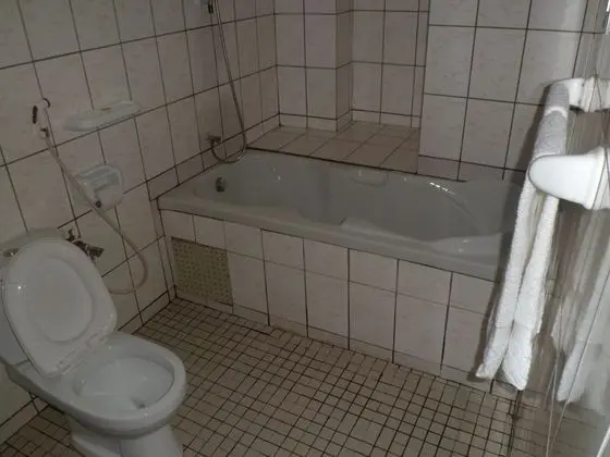 Grand Oda, 1 En Büyük (King) Boy Yatak