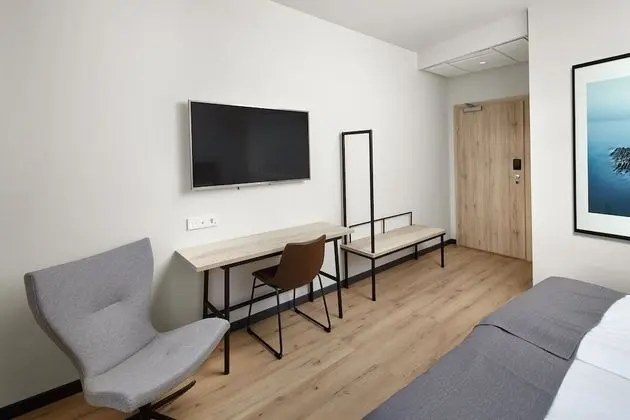 Deluxe Oda, 1 Büyük (Queen) Boy Yatak, Zemin Kat